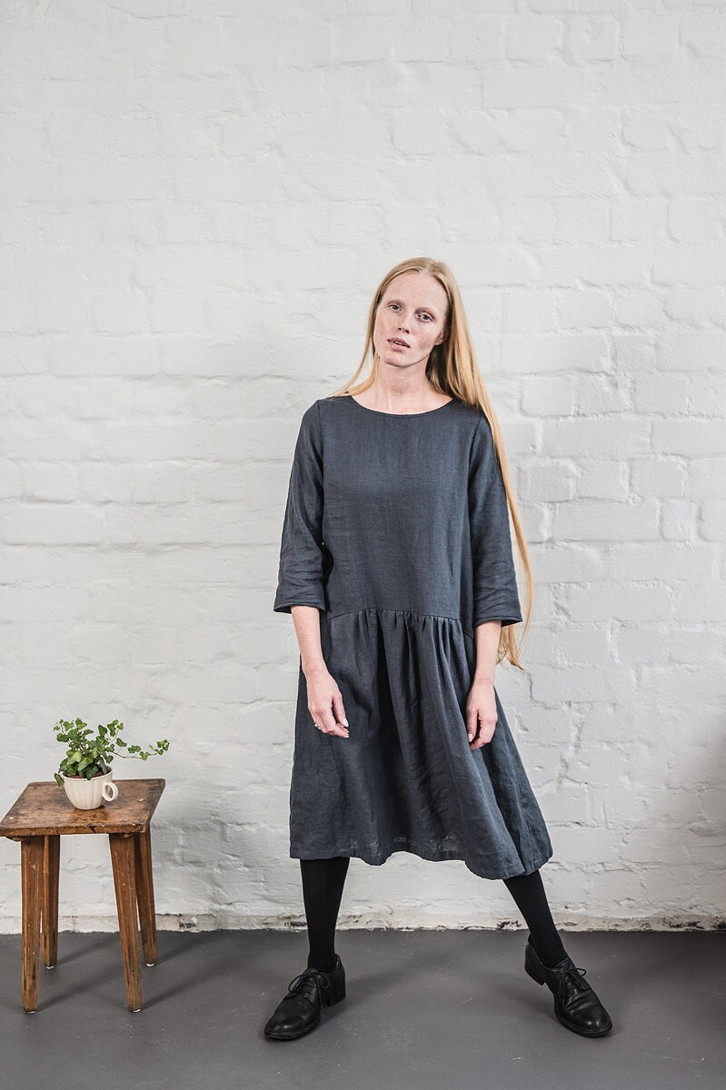 Long sleeved linen dress in charcoal / Washed fall linen dress