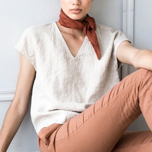 Boxy linen top MALTA / linen top / v neck / short sleeve linen top / linen blouse