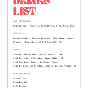Puede incluir: Una lista de bebidas con un t&iacute;tulo rojo y blanco, "DRINKS LIST", y una lista de bebidas clasificadas en las categor&iacute;as "Nuestro favorito", "Aperitivos", "Vinos" y "Sin alcohol".