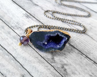 Raw Druzy Geode necklace, Dark Blue Purple Agate pendant necklace, Natural Crystal Gemstone necklace, Boho necklace, Everyday Long necklace