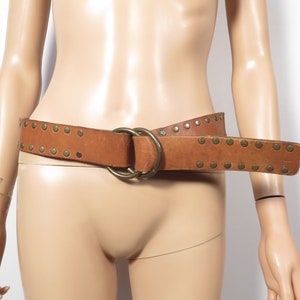 Vintage 70s Hand Made Leather O Ring Rivet Belt