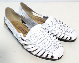 Vintage 90s White Leather Huaraches Sandals Flats Slip Ons Made In Brazil Size 7 Wide