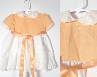 Vintage 70s Girls Apricot 2 Tier Eyelet Lace Peter Pan Collar Dress Size 2T
