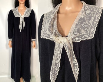 Vintage 80s Vanity Fair Black Fleece Velour Robe With Lace Bib Sailor Collar Made In USA Size S