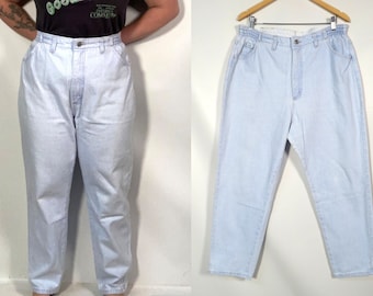 Vintage 90s Plus Size Lee Light Wash High Waist Mom Jeans Made In USA Size 18P 36x29