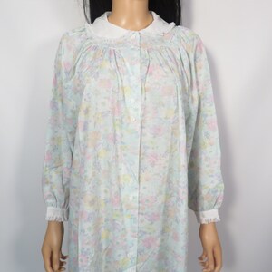 Vintage 80s Pastel Spring Floral Peter Pan Collar Button Front Nightgown Dress Made In USA Size S/M image 6