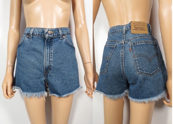 Vintage 90s Levis Denim Cut Off Shorts Made In USA Size 28/29 Waist