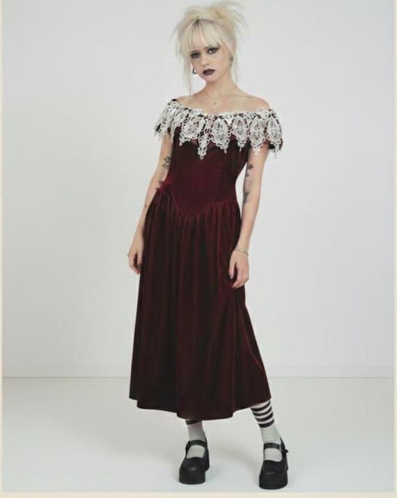 Vintage 80s Deadstock Dark Red Burgundy Wine Color Velvet Holiday Dress  Made in USA Size S/M - Etsy New Zealand