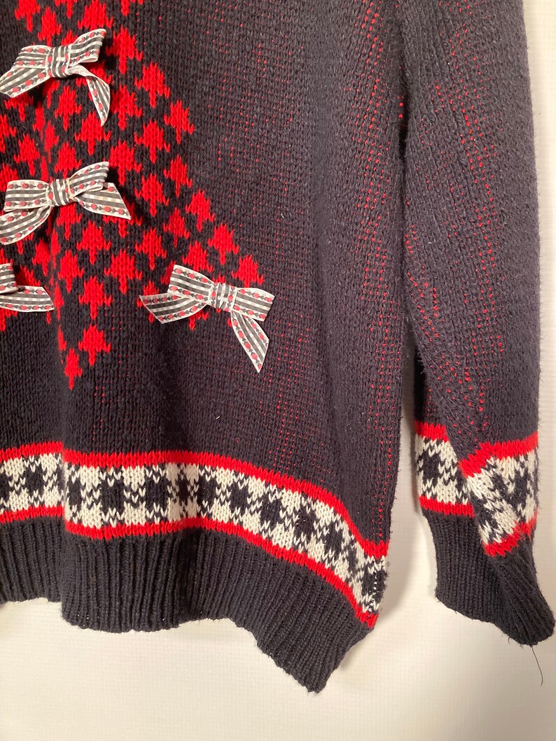 Vintage 90s Christmas Tree All Cotton Sweater With Bows Made In USA Size M/L image 4