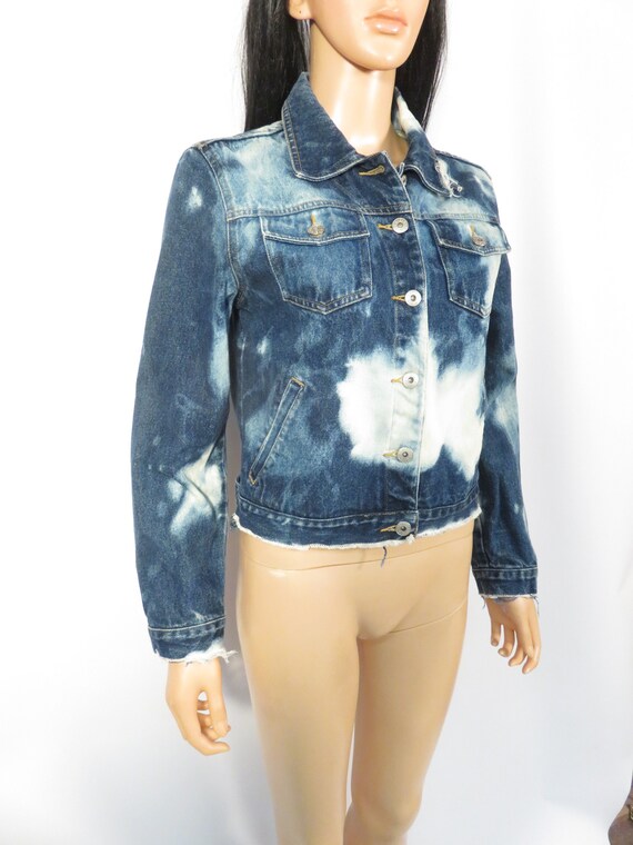 Vintage 90s Bleach Out Cropped Denim Jacket Size … - image 9