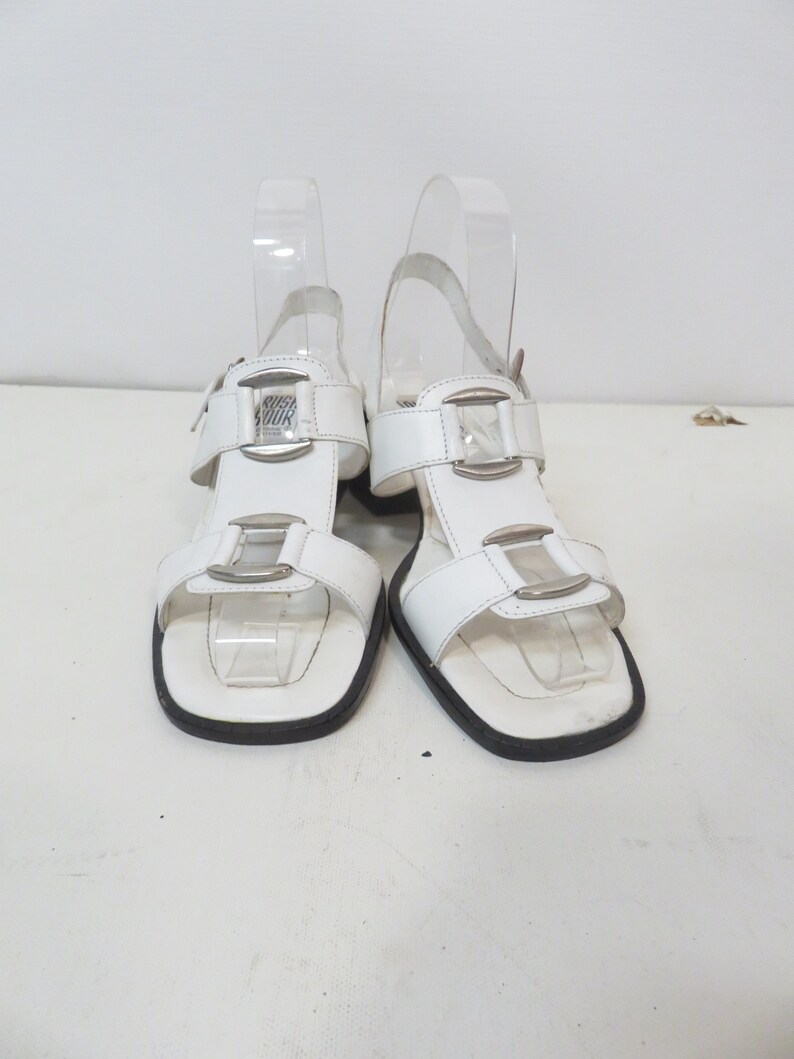 Vintage 90s Does 60s Mod White Leather Block Heel Sandals Size 6.5 image 2