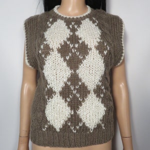 Vintage 80s/90s Argyle Hand Knit Taupe Sweater Vest Size S image 5