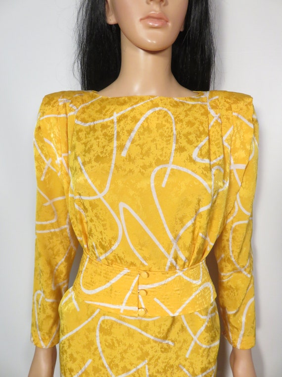 Vintage 80s Lightweight Squiggle Print Dress Size… - image 8
