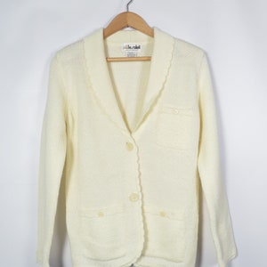 Vintage 70s/80s Shawl Collar Scalloped Edge Ivory Knit Grandma Cardigan Size M/L image 2