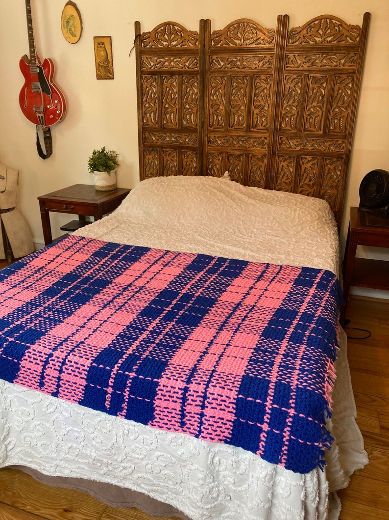 Vintage Pink And Blue Plaid Knit Blanket Throw image 5