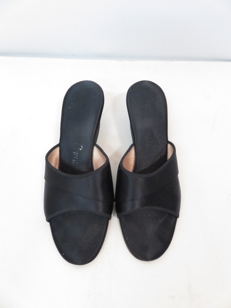 Vintage 50s/60s Black Satin Daniel Green Bed Slippers Size 7.5 image 4