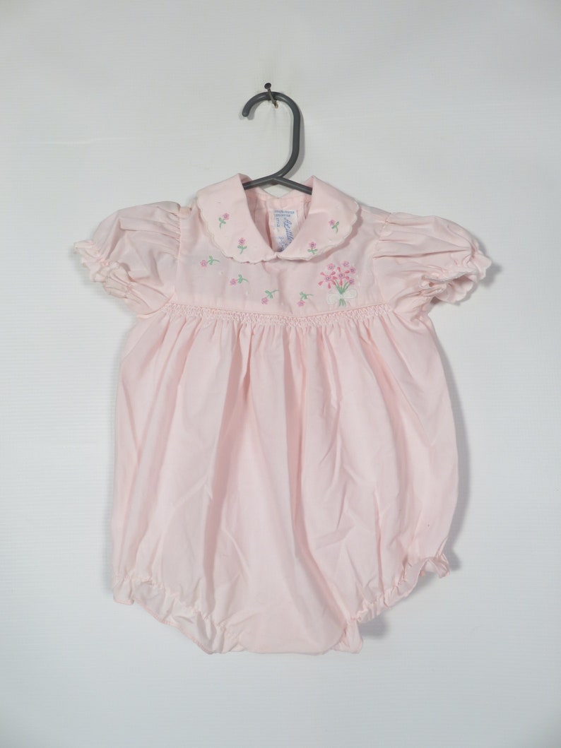 Vintage 80s/90s Kids Pastel Pink Embroidered Spring Flower Onesie Size 3-6M image 2