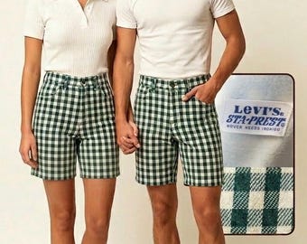 Vintage 70s Levis Unisex Green Gingham Checkered Shorts Size 29 Waist