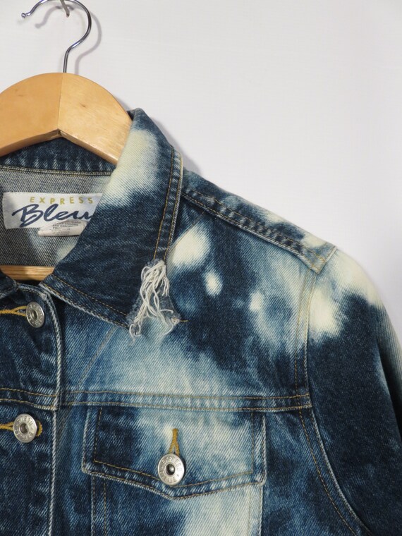 Vintage 90s Bleach Out Cropped Denim Jacket Size … - image 4