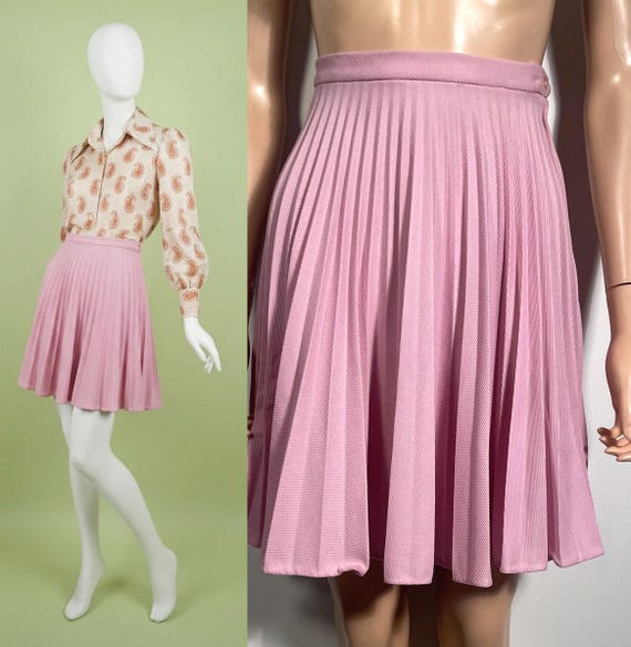 Vintage 1970s Dusty Pink Machine Pleat Mini Skirt Size 24 Waist