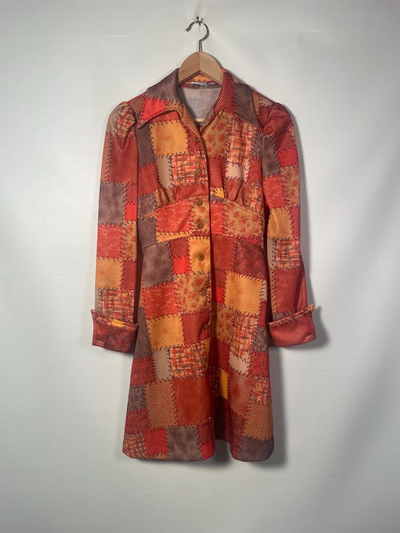 Vintage 70s Patchwork Print Mini Button Front Dre… - image 10