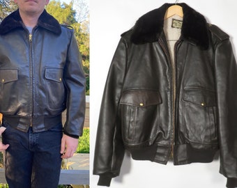 Blouson aviateur classique vintage des années 70 en cuir marron avec doublure en shearling shearling et col en fausse fourrure taille homme L