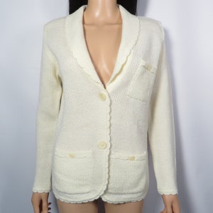 Vintage 70s/80s Shawl Collar Scalloped Edge Ivory Knit Grandma Cardigan Size M/L image 7