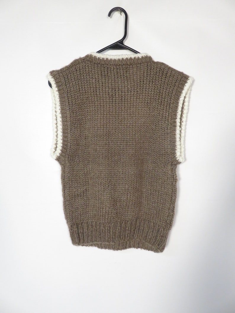 Vintage 80s/90s Argyle Hand Knit Taupe Sweater Vest Size S image 4