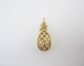 14K Yellow Gold Pineapple Pendant, Fruit Pendant, Tropical Pendant, Unisex Pendant, Food Lover