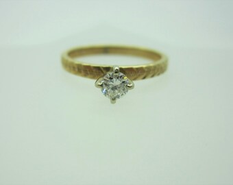 14k-18k Yellow Gold and Diamond Ladies Engagement Ring, 4 Prong Diamond Ring, Round Brilliant Diamond