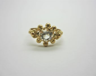 18K Yellow Gold Cubic Zirconia Ring, Small Ring, Ladies Synthetic Ring