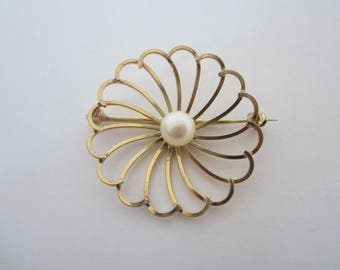 10k Pearl Brooch, 10k Yellow Gold Cultured Pearl Brooch, Pearl Pin