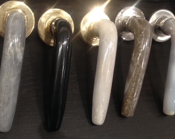 VERSAILLES STONE HANDLE