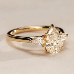 2.5 Carat Pear Cut Three Stone Moissanite Diamond Engagement Ring, Solid 14K Gold, Elegant Wedding and Anniversary Gift for Her