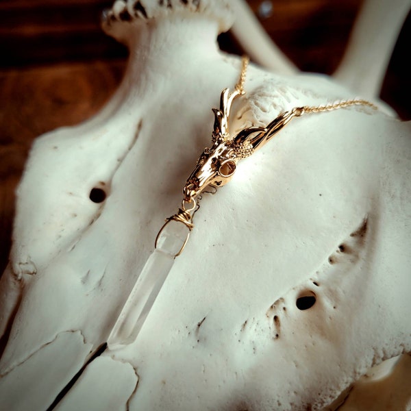 Deer Skull Necklace, Gold Jewelry, Raw Quartz Crystal, Minimalistic Birthday Gift For Sister, Goth Punk Alternative Witchy Jewelry