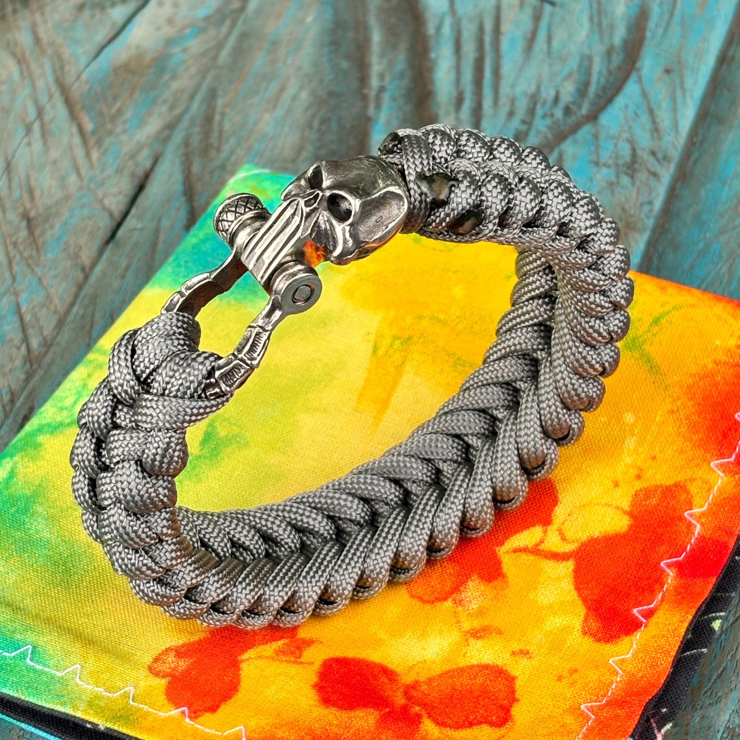 Skull Clasp Paracord Bracelet - Etsy