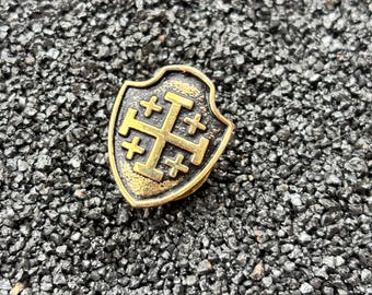 Crusader shield paracord bead