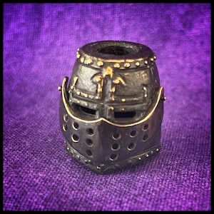 Crusader Helmet paracord bead
