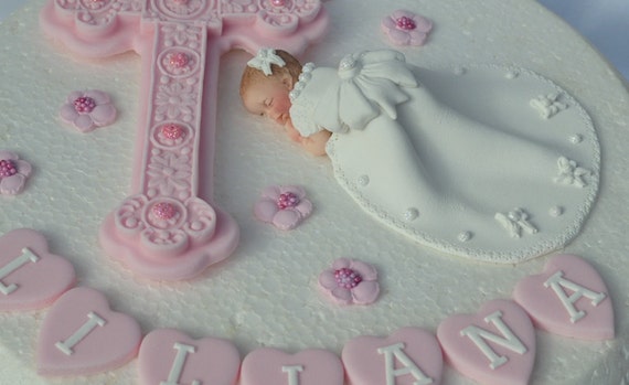 Edible sleeping baby girl. Edible baby girls Christening birthday cake topper Edible sleeping baby girl. Edible baby girls Christening birthday cake topper