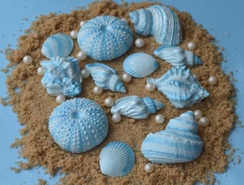 12 Edible sea shells. Wedding cake topper. Shell cake decorations. Wedding cake sea shells. Shells for cakes. image 2