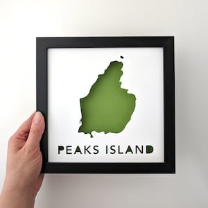 Peaks Island, Maine. Framed Cut Paper City Map Artwork