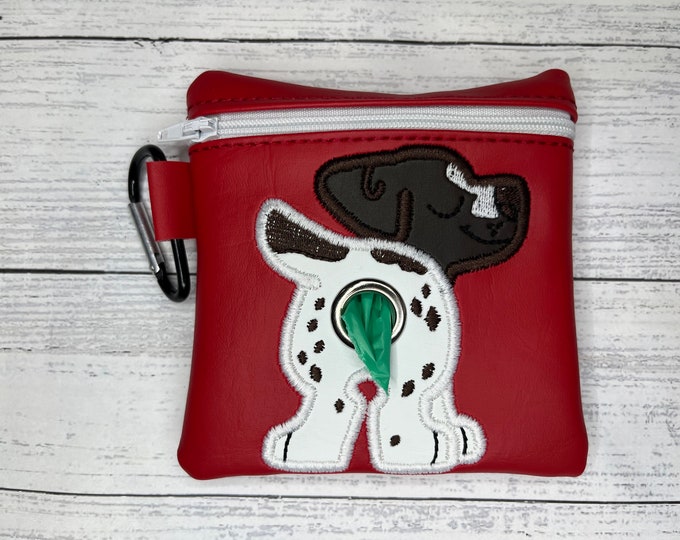 Dark brown German short haired pointer Dog poop bag holder - Pet waste bag dispenser - handmade - free shipping to canada