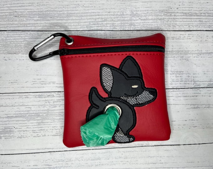Tri-color Chihuahua dog poop bag pouch holder - Pet waste bag dispenser - handmade - free shipping to canada