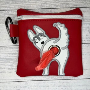 Grey and white Husky Dog poop bag holder- Perfect stocking stuffer for Dog lover - Pet waste bag dispenser - free shipping to canada