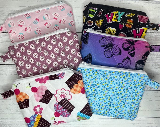 Quilted fabric mini wallet coin purse, small wallet for credit cards travel bag