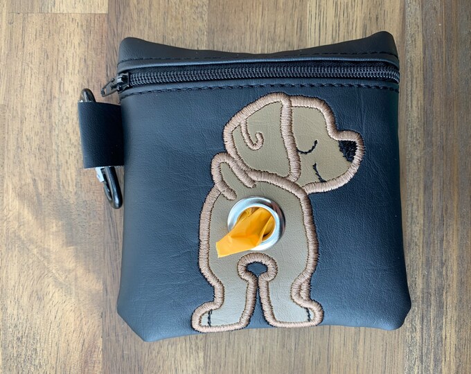 Vizsla Dog poop bag holder - Pet waste bag dispenser - handmade - free shipping to canada