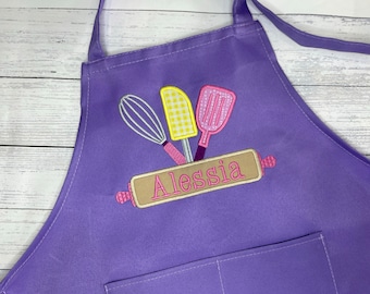 Light purple Personalized embroidered Kids apron size 3-6 and 7-13 years - Little chef or child birthday gift - free shipping to canada