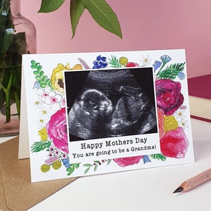 Carte de scan de bébé de la bosse, carte surprise d’annonce de grossesse pour maman ou grand-mère