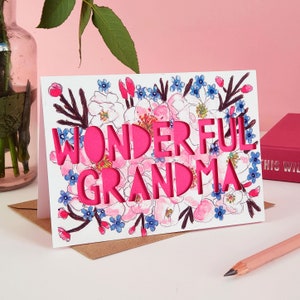 Tarjeta recortada en papel para abuela o niñera, tarjeta del Día de la Madre para abuela o niñera