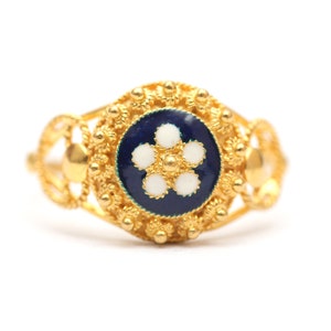 19k Etruscan Revival Daisy Ring
